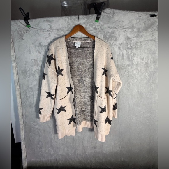 G.I.L.I. Sweaters - Gilli Star Print Open Front Cardigan Sweater Beige Black Size Small